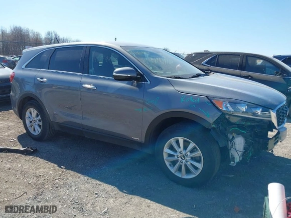 2020 Kia Sorento LX with VIN 5XYPGDA36LG635684, listed as a IAAI auction lot 41819989 with 95,876 mi miles. Bid and sale history available at carsss.com. Image 1.