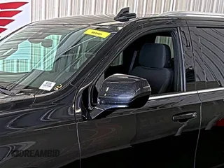 2022 Chevrolet Tahoe LS z VIN 1GNSKMKD7NR129745, wystawiony jako IAAI lot #42566236 z przebiegiem 95 126 mil mil oraz . Historia ofert i sprzedaży dostępna na DreamBid. Obrazek 6.