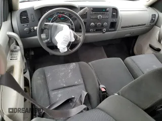 2010 GMC Sierra 1500 z VIN 3GTRCTEA9AG161803, wystawiony jako Copart lot #46456495 z przebiegiem 128 796 mil mil oraz Szkoda całkowita • Salvage title. Historia ofert i sprzedaży dostępna na DreamBid. Obrazek 8.