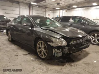 2010 Nissan Maxima 3.5 SV w/Premium Pkg with VIN 1N4AA5AP9AC806399, listed as a IAAI auction lot 41565520 with 147,531 mi miles. Bid and sale history available at carsss.com. Image 1.