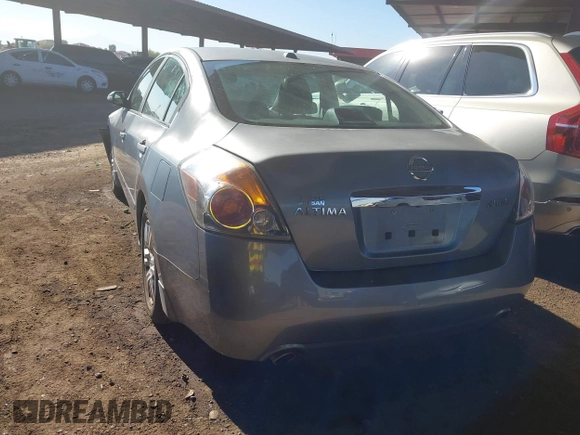 2010 Nissan Altima 2.5 SL with VIN 1N4AL2AP4AN476362, listed as a IAAI auction lot 41215889 with 165,005 mi miles. Bid and sale history available at carsss.com. Image 3.
