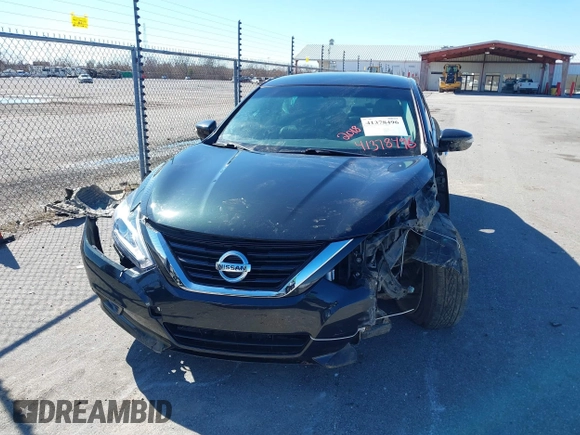 2018 Nissan Altima SR with VIN 1N4AL3AP0JC180577, listed as a IAAI auction lot 41378496 with 89,751 mi miles and . Bid and sale history available at carsss.com. Image 6.