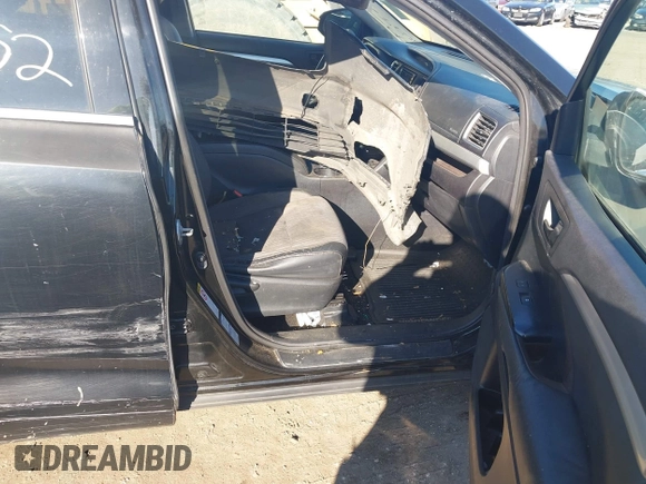 2014 Toyota Highlander LE z VIN 5TDBKRFH4ES034791, wystawiony jako IAAI lot #41770914 z przebiegiem Nie podano mil oraz . Historia ofert i sprzedaży dostępna na DreamBid. Obrazek 5.
