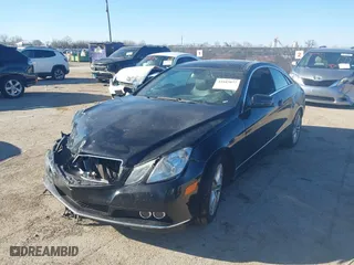 2011 Mercedes-Benz E-Class E 350 with VIN WDDKJ5GB7BF102508, listed as a IAAI auction lot 41685077 with 161,978 mi miles. Bid and sale history available at carsss.com. Image 16.