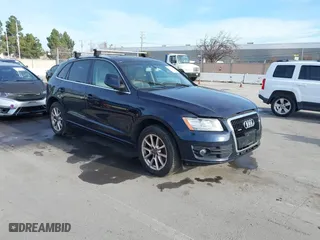2010 Audi Q5 Premium with VIN WA1CKAFP0AA078642, listed as a IAAI auction lot 41615984 with 134,944 mi miles. Bid and sale history available at carsss.com. Image 1.