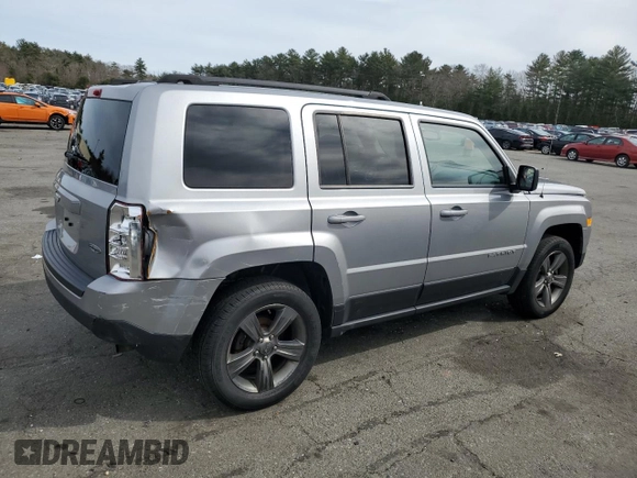 2015 Jeep Patriot High Altitude with VIN 1C4NJRFB0FD303636, listed as a Copart auction lot 48742845 with 125,420 mi miles and Salvage Title. Bid and sale history available at carsss.com. Image 3.