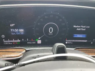 2023 Cadillac Escalade z VIN 1GYS3KKL3PR360009, wystawiony jako Copart lot #77258524 z przebiegiem 12 874 mil mil oraz Szkoda całkowita • Salvage title. Historia ofert i sprzedaży dostępna na DreamBid. Obrazek 9.