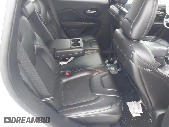 2019 Jeep Cherokee Trailhawk Elite with VIN 1C4PJMBX0KD362287, listed as a IAAI auction lot 41656425 with 87,641 mi miles. Bid and sale history available at carsss.com. Image 8.