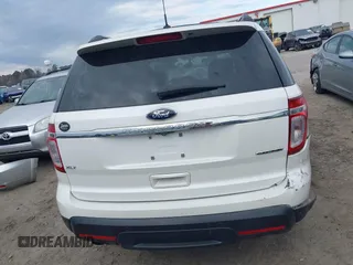 2014 Ford Explorer XLT with VIN 1FM5K7D87EGC11103, listed as a IAAI auction lot 41754353 with 143,368 mi miles. Bid and sale history available at carsss.com. Image 17.
