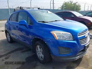 2016 Chevrolet Trax LT z VIN KL7CJLSB9GB681698, wystawiony jako IAAI lot #42348637 z przebiegiem 119 913 mil mil oraz . Historia ofert i sprzedaży dostępna na DreamBid. Obrazek 1.