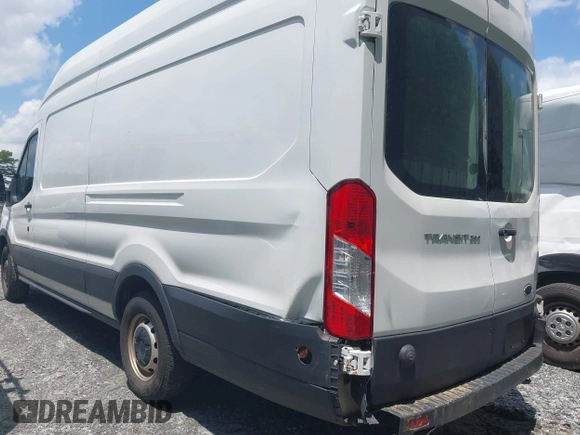 2020 Ford Transit Cargo с VIN 1FTBR3X87LKB49722, выставлен на аукционе IAAI как лот 42225147 с пробегом 150 709 миль миль и . История ставок и продаж доступна на DreamBid. Изображение 3.