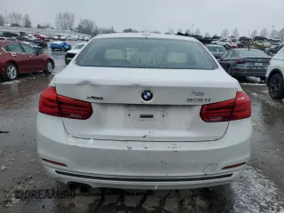 2017 BMW 3 Series 330i xDrive with VIN WBA8D9G50HNU59800, listed as a Copart auction lot 44417915 with 61,809 mi miles and Clean title. Bid and sale history available at DreamBid. Image 6.