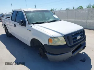 2008 Ford F-150 STX with VIN 1FTRX12W58FC07180, listed as a IAAI auction lot 41976049 with 176,872 mi miles and . Bid and sale history available at DreamBid. Image 1.
