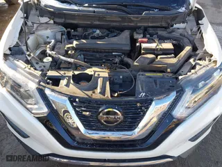 2019 Nissan Rogue SL with VIN 5N1AT2MT1KC719153, listed as a IAAI auction lot 41568841 with 106,889 mi miles. Bid and sale history available at carsss.com. Image 10.
