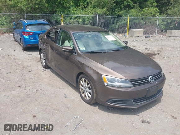 2013 Volkswagen Jetta SE with VIN 3VWDP7AJ0DM296778, listed as a IAAI auction lot 42546502 with 153,882 mi miles and . Bid and sale history available at DreamBid. Image 1.