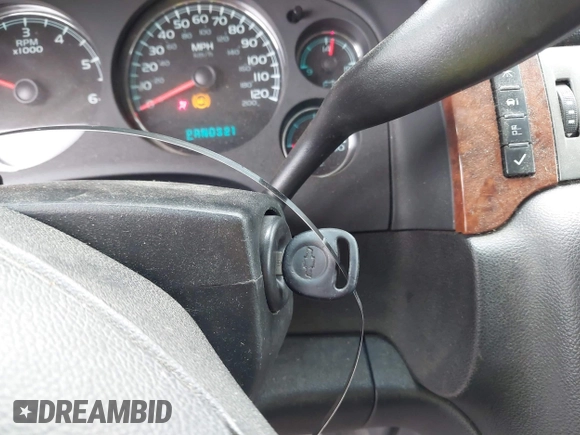 2008 Chevrolet Tahoe 2LT with VIN 1GNFK13058R248720, listed as a IAAI auction lot 42752215 with 245,050 mi miles and . Bid and sale history available at DreamBid. Image 11.