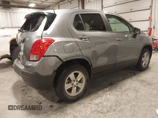 2020 Chevrolet Trax LS with VIN 3GNCJNSBXLL216278, listed as a IAAI auction lot 41416226 with 25,683 mi miles. Bid and sale history available at carsss.com. Image 4.