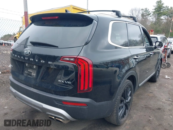 2020 Kia Telluride SX with VIN 5XYP5DHC5LG079332, listed as a IAAI auction lot 42080415 with 60,695 mi miles and . Bid and sale history available at carsss.com. Image 4.