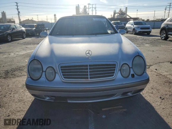 1999 Mercedes-Benz CLK 320/430 z VIN WDBLK65G2XT024808, wystawiony jako Copart lot #85336294 z przebiegiem 289 898 mil mil oraz Szkoda całkowita • Salvage title. Historia ofert i sprzedaży dostępna na DreamBid. Obrazek 5.