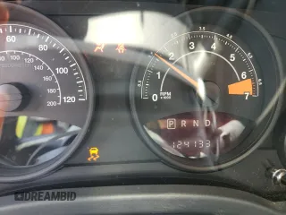 2016 Jeep Compass Sport z VIN 1C4NJDBB8GD631624, wystawiony jako Copart lot #61250695 z przebiegiem 124 133 mil mil oraz Szkoda całkowita • Salvage title. Historia ofert i sprzedaży dostępna na DreamBid. Obrazek 9.