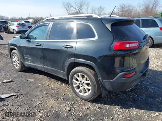 2015 Jeep Cherokee Latitude with VIN 1C4PJMCS9FW577440, listed as a IAAI auction lot 41707489 with 159,838 mi miles. Bid and sale history available at carsss.com. Image 3.