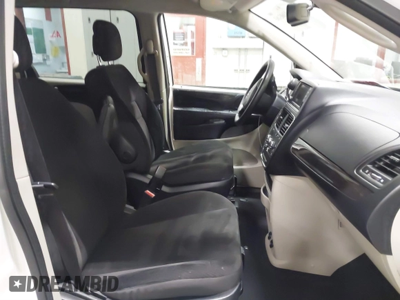 2018 Dodge Grand Caravan SE with VIN 2C4RDGBG5JR190786, listed as a IAAI auction lot 41603163 with 102,351 mi miles and . Bid and sale history available at DreamBid. Image 5.