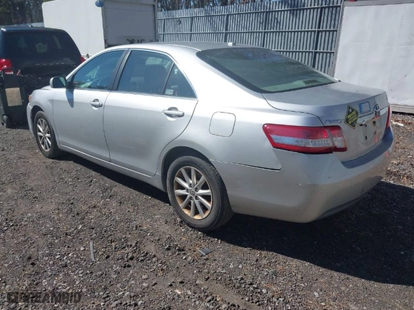 2011 Toyota Camry LE with VIN 4T1BF3EK2BU195948, listed as a IAAI auction lot 41753159 with 212,916 mi miles. Bid and sale history available at carsss.com. Image 3.