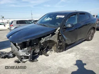 2025 BMW X2 xDrive28i z VIN WBX63GM09S5090407, wystawiony jako Copart lot #53988435 z przebiegiem 2 675 mil mil oraz Szkoda całkowita • Salvage title. Historia ofert i sprzedaży dostępna na DreamBid. Obrazek 1.