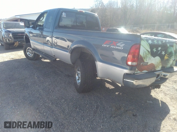 2004 Ford F-250 XL z VIN 1FTNX21P04EB90318, wystawiony jako IAAI lot #41640316 z przebiegiem 218 352 mil mil oraz . Historia ofert i sprzedaży dostępna na DreamBid. Obrazek 12.
