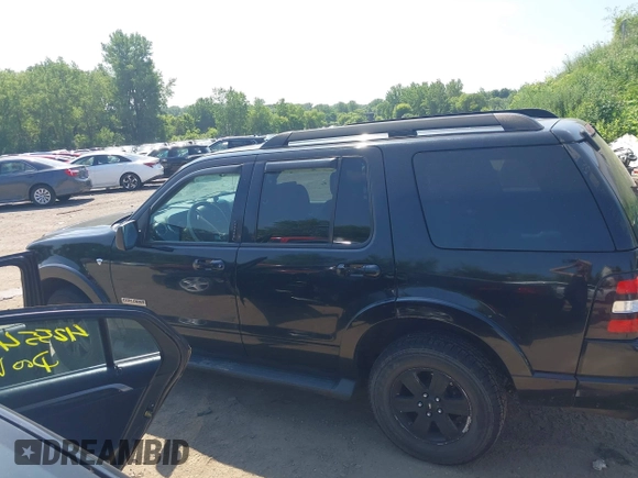 2008 Ford Explorer XLT with VIN 1FMEU73848UA24189, listed as a IAAI auction lot 42543732 with 260,131 mi miles and . Bid and sale history available at DreamBid. Image 14.