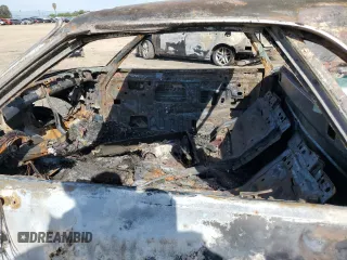 1983 GMC Caballero z VIN 1GTCW80A8DR500010, wystawiony jako Copart lot #50560724 z przebiegiem Nie podano mil oraz Nie do naprawy. Historia ofert i sprzedaży dostępna na DreamBid. Obrazek 7.