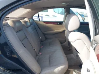 2002 Lexus ES 300 with VIN JTHBF30GX20066997, listed as a IAAI auction lot 41382708 with 142,135 mi miles. Bid and sale history available at carsss.com. Image 8.