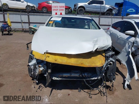 2014 Acura RLX Tech Pkg with VIN JH4KC1F57EC004303, listed as a IAAI auction lot 40436817 with 1 mi miles. Bid and sale history available at carsss.com. Image 6.