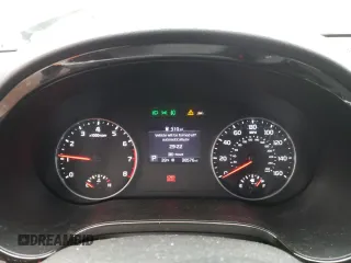 2023 Kia Seltos S with VIN KNDEU2AA7P7351843, listed as a Copart auction lot 83433154 with 38,576 mi miles and Salvage title. Bid and sale history available at DreamBid. Image 9.