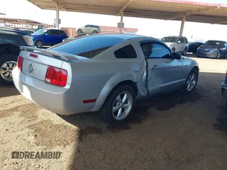 2007 Ford Mustang Deluxe with VIN 1ZVFT80N475199141, listed as a IAAI auction lot 41979242 with 243,967 mi miles and . Bid and sale history available at carsss.com. Image 4.