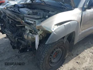 2003 Toyota 4Runner SR5 with VIN JTEZT14R830003936, listed as a IAAI auction lot 41493483 with 343,547 mi miles. Bid and sale history available at carsss.com. Image 6.