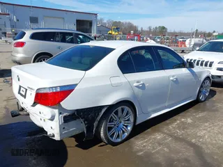 2008 BMW 5 Series 550i with VIN WBANW53588CT54008, listed as a IAAI auction lot 41586487 with 81,351 mi miles. Bid and sale history available at carsss.com. Image 13.