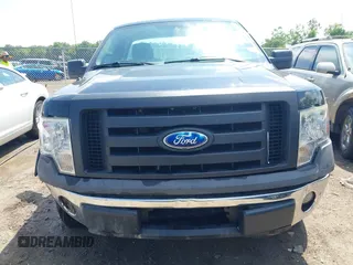 2009 Ford F-150 XL z VIN 1FTRF12W69KB58387, wystawiony jako IAAI lot #42671918 z przebiegiem 128 947 mil mil oraz . Historia ofert i sprzedaży dostępna na DreamBid. Obrazek 12.