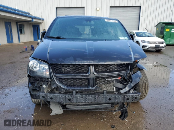 2019 Dodge Grand Caravan GT with VIN 2C4RDGEG3KR743769, listed as a Copart auction lot 50955085 with 92,732 mi miles and Salvage Title. Bid and sale history available at DreamBid. Image 5.