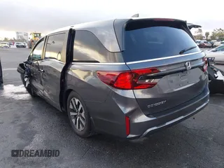 2025 Honda Odyssey EX-L with VIN 5FNRL6H64SB038684, listed as a IAAI auction lot 41911992 with Not Provided miles and . Bid and sale history available at DreamBid. Image 3.