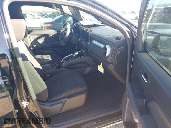2024 Chevrolet Colorado 2WD LT с VIN 1GCGSCEC7R1215802, выставлен на аукционе IAAI как лот 41219540 с пробегом 2 659 миль миль и . История ставок и продаж доступна на DreamBid. Изображение 5.