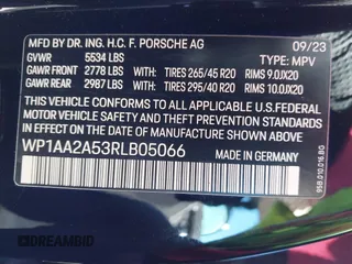 2024 Porsche Macan with VIN WP1AA2A53RLB05066, listed as a IAAI auction lot 41643304 with Not Provided miles and . Bid and sale history available at DreamBid. Image 9.