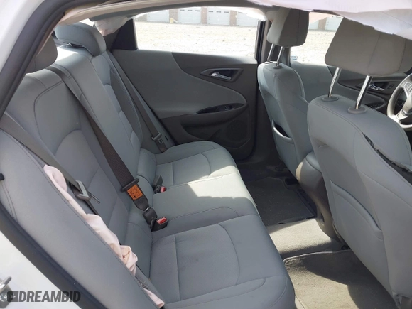 2020 Chevrolet Malibu LS with VIN 1G1ZC5ST9LF157751, listed as a IAAI auction lot 41801781 with 31,985 mi miles. Bid and sale history available at carsss.com. Image 8.