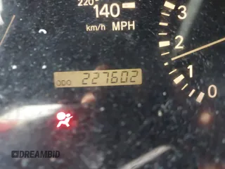 2001 Lexus RX 300 with VIN JTJGF10U110115162, listed as a IAAI auction lot 40998420 with 227,602 mi miles. Bid and sale history available at carsss.com. Image 7.