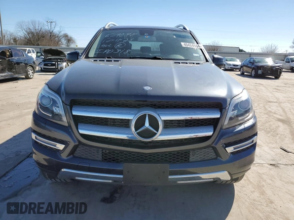 2015 Mercedes-Benz GL-Class GL 350 BlueTEC with VIN 4JGDF2EEXFA509768, listed as a Copart auction lot 40424504 with 88,633 mi miles. Bid and sale history available at carsss.com. Image 5.