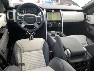 2021 Land Rover Discovery with VIN SALRT4RU1M2452716, listed as a Copart auction lot 45292445 with 25,647 mi miles and Salvage Title. Bid and sale history available at DreamBid. Image 8.