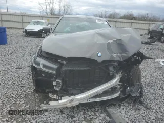 2022 BMW 5 Series 530i с VIN WBA53BH01NCJ56449, выставлен на аукционе Copart как лот 46634985 с пробегом Не указан миль и Списание • Salvage title. История ставок и продаж доступна на DreamBid. Изображение 5.
