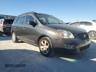 2007 Kia Rondo LX with VIN KNAFG525477031858, listed as a Copart auction lot 73400174 with 182,175 mi miles and Clean Title. Bid and sale history available at carsss.com. Image 4.