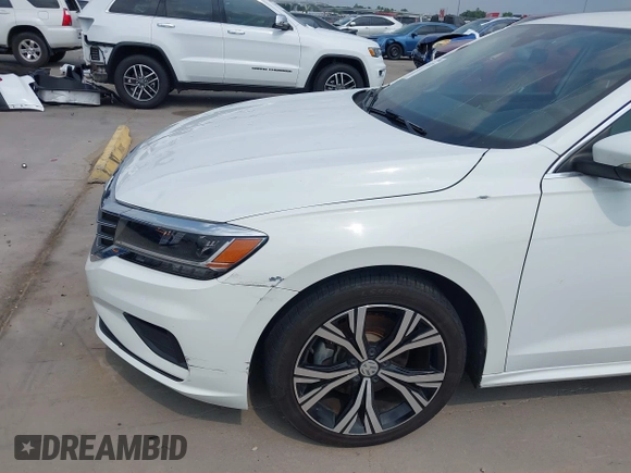 2021 Volkswagen Passat SE z VIN 1VWSA7A32MC014376, wystawiony jako IAAI lot #42314372 z przebiegiem 81 209 mil mil oraz . Historia ofert i sprzedaży dostępna na DreamBid. Obrazek 17.