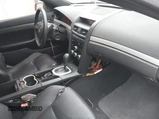 2008 Pontiac G8 with VIN 6G2ER57778L122786, listed as a IAAI auction lot 41682431 with 169,720 mi miles. Bid and sale history available at carsss.com. Image 5.
